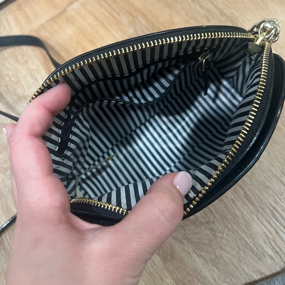 Kate Spade Crossbody - Picture 5 of 9